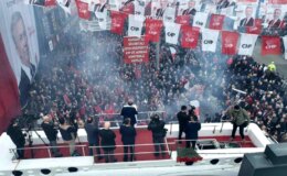 CHP Genel Başkanı Özgür Özel, Etimesgut’ta seçim koordinasyon merkezinin açılışına katıldı