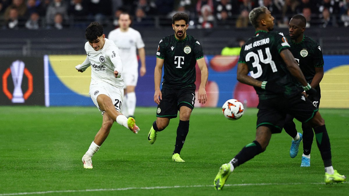 Can Uzun’dan jeneriklik gol: Frankfurt sahasında galip